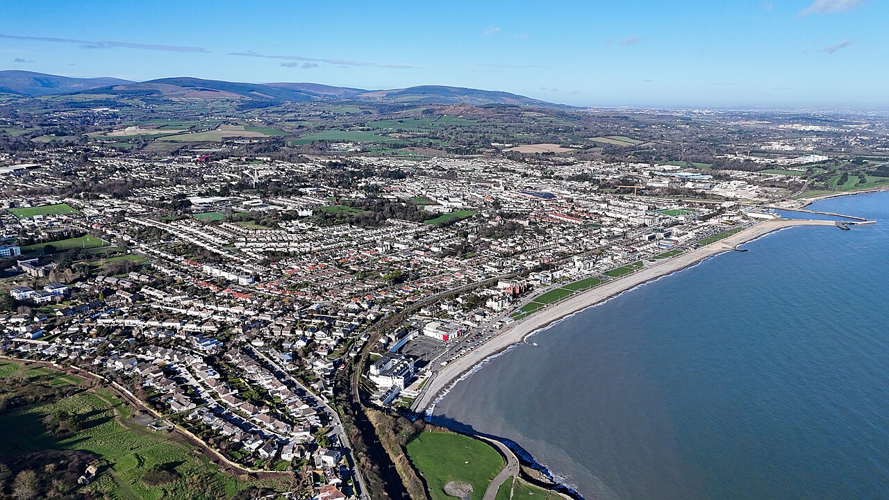 Custom photo prints delivered in Bray