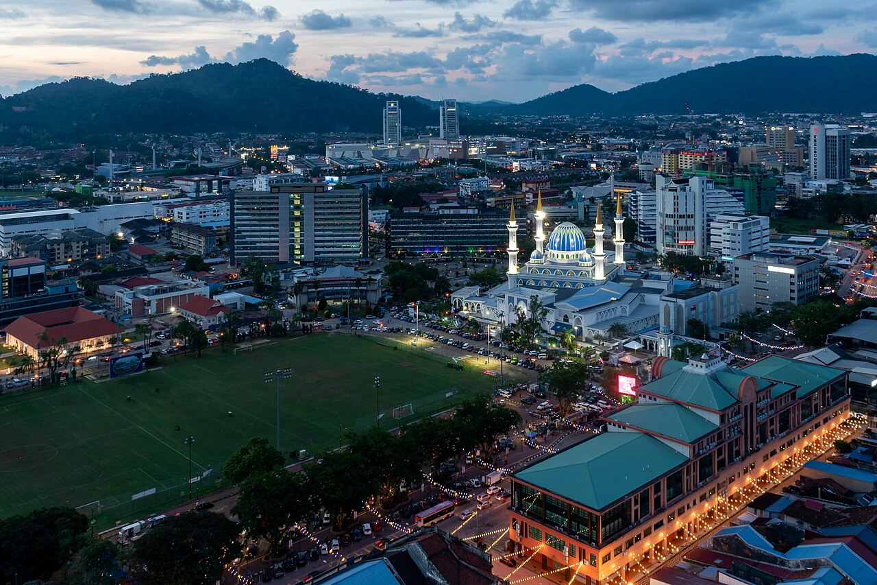 Custom photo prints delivered in Kuantan