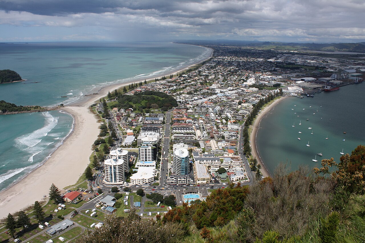 Custom photo prints delivered in Tauranga
