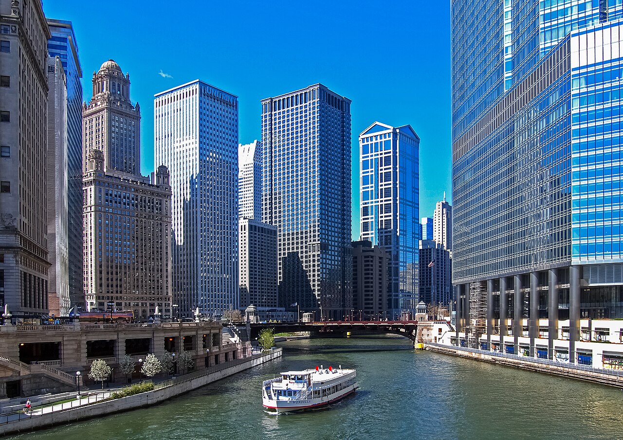 Custom photo prints delivered in Chicago